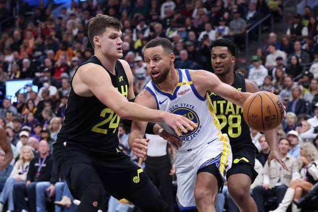 曼奇尼再展执教才华，蓝衣军团焕发新生